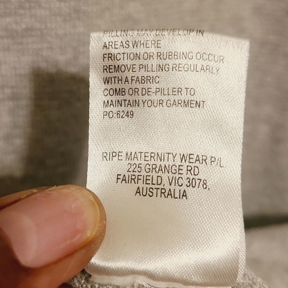 Ripe Maternity Wear | Light Gray Layered Knit Nursing Dress (Size XL) - Picture 7 of 16